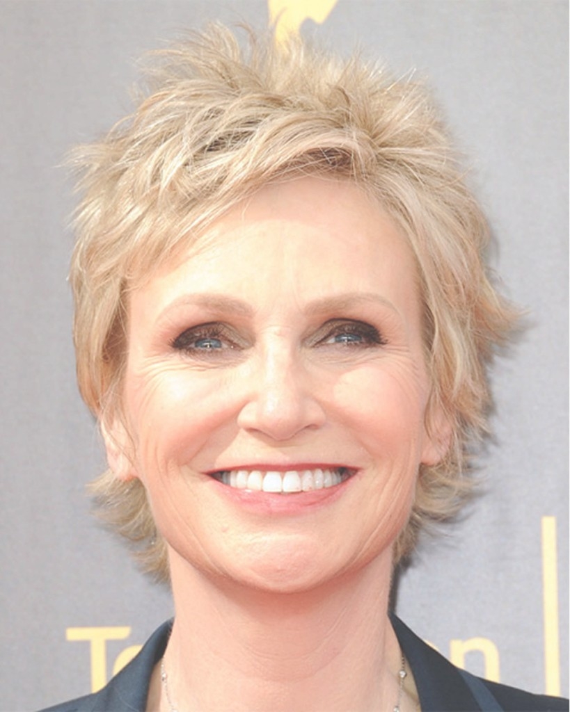 Short Hairstyles for Older Women