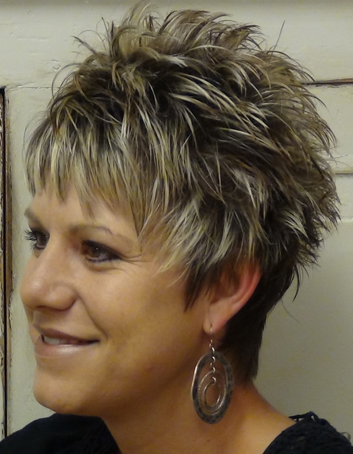 Short Hairstyles for Older Women