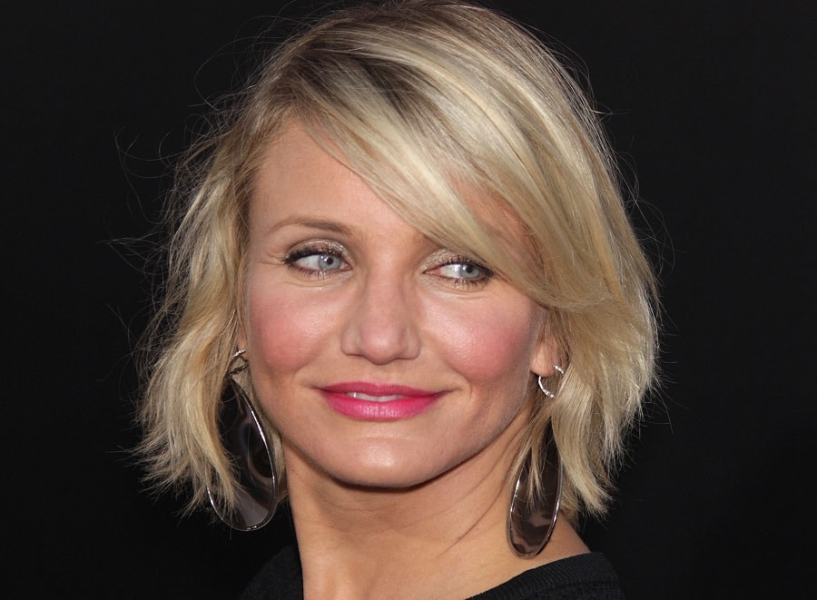 blonde actress Cameron Diaz with bob cut