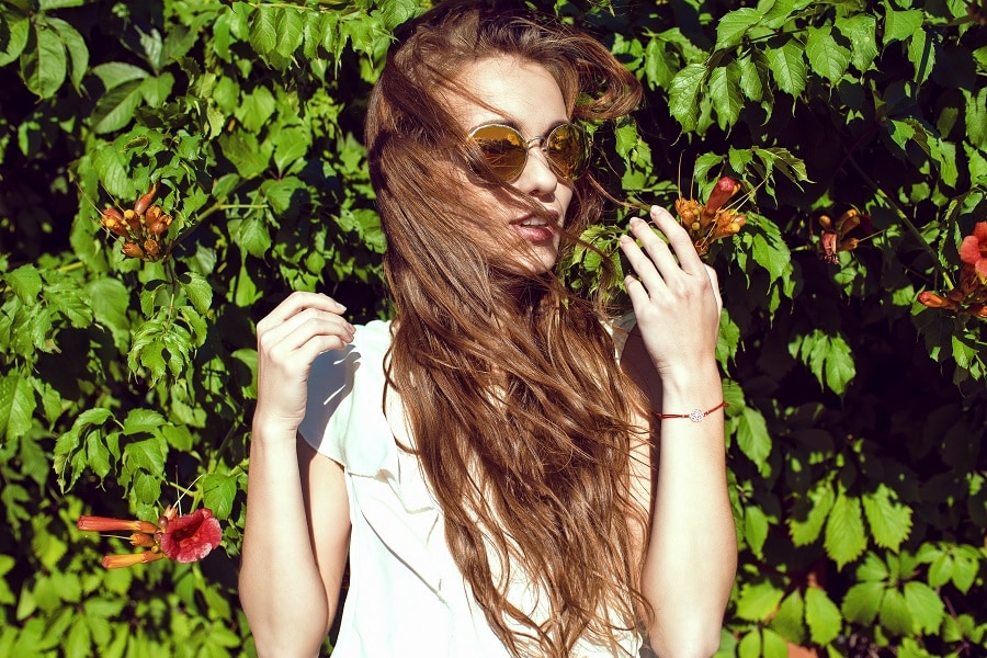 chestnut hair with beach waves