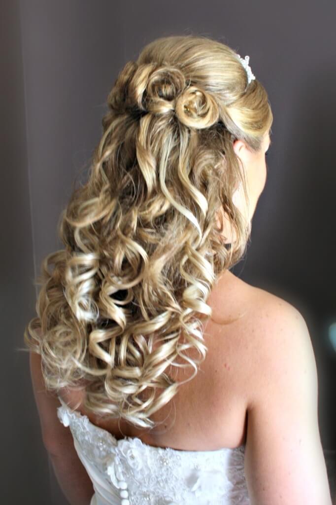 Curly Hairstyles for Wedding