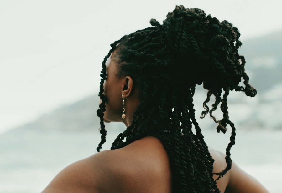 half updo hairstyle for beach