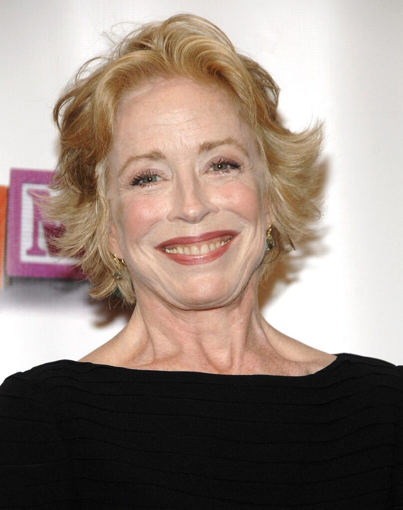 Holland Taylor with thin hair