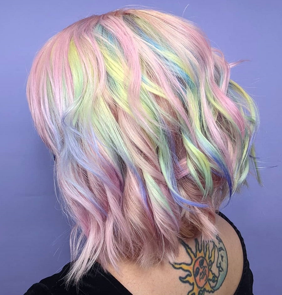 wavy holographic bob