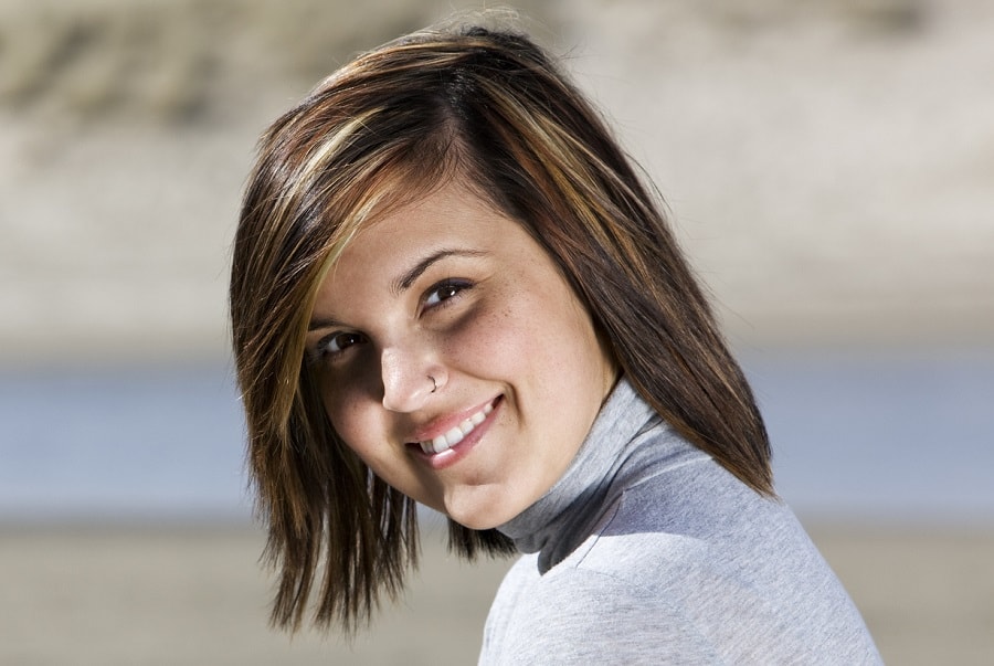 medium dark brown bob with highlights