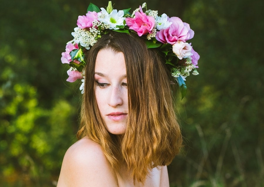 medium ombre hairstyle for bridesmaid