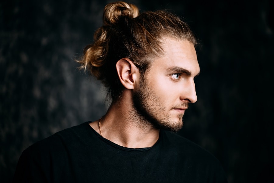 man bun for long hair