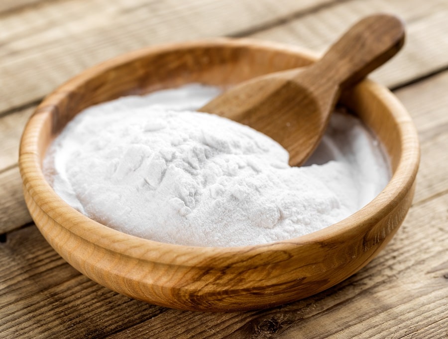 using baking soda to remove purple tones from brown hair