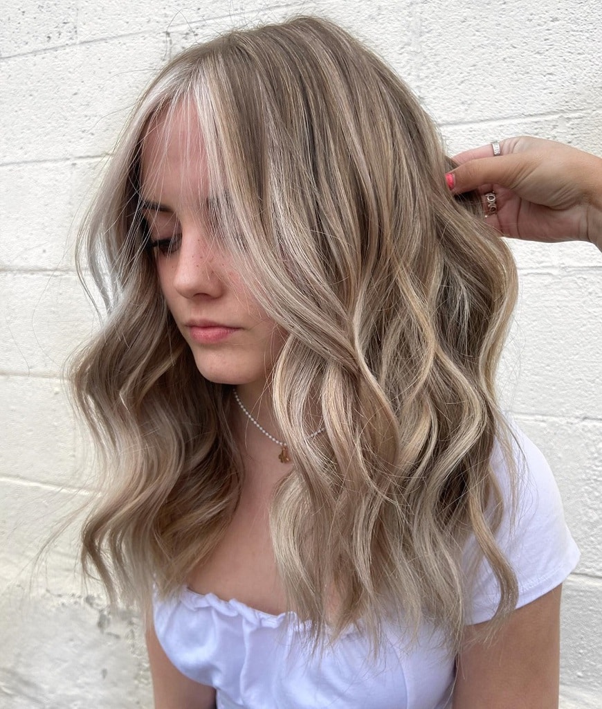 wavy ash blonde hair